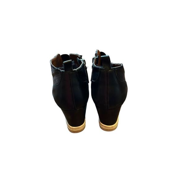 Linea Paolo Black Perforated Nappa Leather Wedge Sneakers Sz 7 - Picture 2 of 8